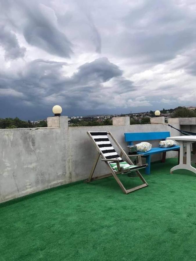 Guest House Sky Plus Tiflis Exterior foto